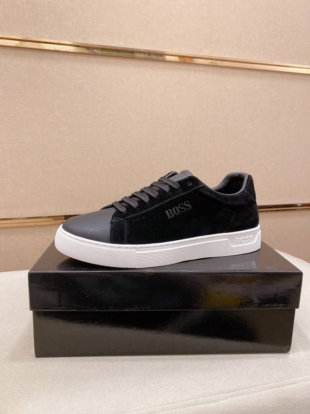 调工厂p价 男装男鞋 运动原单 Boss 最新休闲男鞋，欢迎1:1对比，爆单款Boss香港专柜休闲鞋，专柜品质，支持验货，优质做工，鞋面采用意大利进口胎牛皮 透