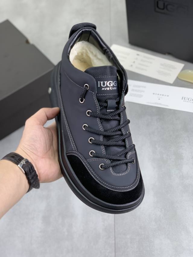 调工厂p价 男装男鞋 运动原单上新 Iuggi 最新时尚潮品 超酷新品厚底面包鞋 户外运动鞋防滑减震 超轻便 头层牛皮 耐磨耐脏 质感细腻 内里澳洲进口羊毛 舒