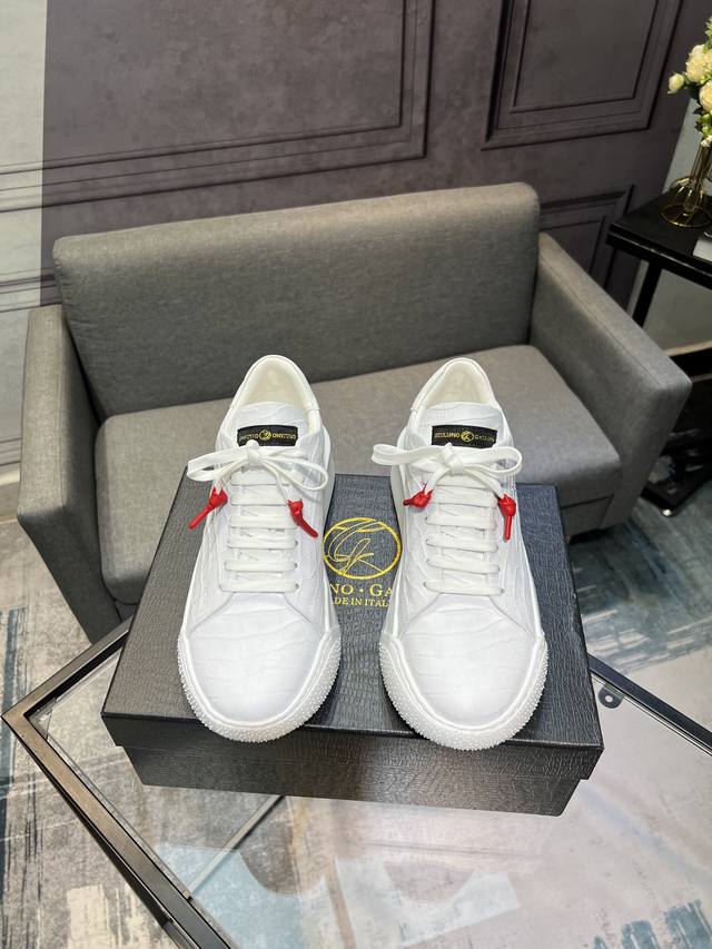 Galiano Nemesis 纳帕皮革 蛇纹厚底 5.5Cm 低帮 生活休闲鞋 男款休闲鞋，牛皮内里，橡胶大底，码数：39-44 45定做不退换