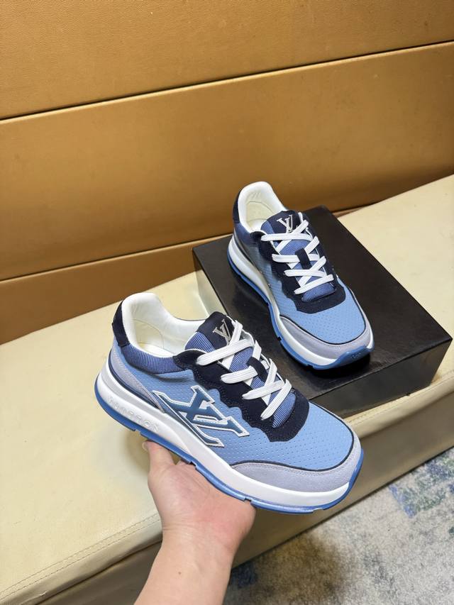 Louis Vuitton Lv 路易威登 原单品质.～ 独特现代风运动鞋。休闲鞋潮男必备款 意大利进口原版品牌，进口原版皮，猪里 拒绝脱色磨脚 鞋底：原厂特供