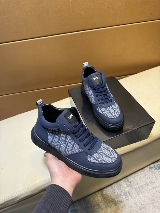 高邦 迪奥*Diao 原单品质.～ 独特现代风运动鞋。休闲鞋潮男必备款 意大利进口原版品牌，进口原版皮，羊里 拒绝脱色磨脚 鞋底：原厂特供原版底，法国懒人风格设