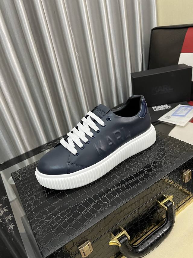 出厂价pp： 新品Calvin Klei*卡尔文 克莱恩～高端男士慢跑鞋经典运动休闲鞋！顶级代购原单货！原版进口牛皮搭配进口透气网布面料进口牛皮垫脚透气网布面料