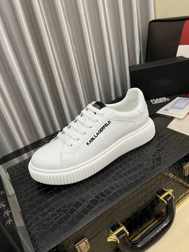 出厂价pp： 新品Calvin Klei*卡尔文 克莱恩～高端男士慢跑鞋经典运动休闲鞋！顶级代购原单货！原版进口牛皮搭配进口透气网布面料进口牛皮垫脚透气网布面料