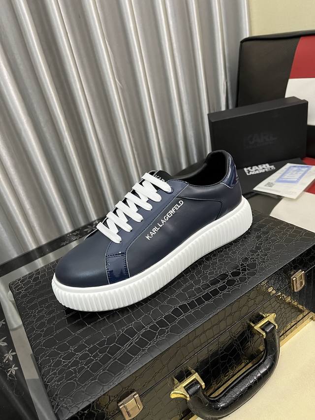 出厂价pp： 新品Calvin Klei*卡尔文 克莱恩～高端男士慢跑鞋经典运动休闲鞋！顶级代购原单货！原版进口牛皮搭配进口透气网布面料进口牛皮垫脚透气网布面料