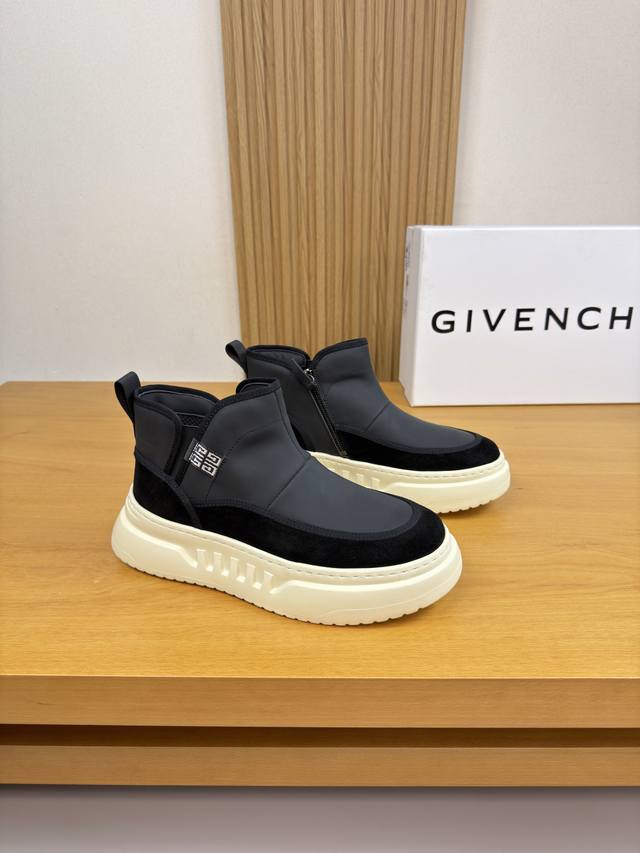 Givenchy 纪梵希 -高端品质 原单 高帮休闲运动鞋 -鞋面；纳帕小牛皮、反绒小牛皮、鞋口品牌松紧带、后跟品牌织带、鞋舌.车缝品牌Logo布标 -内里：水