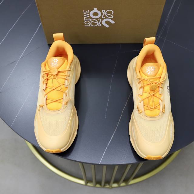 出厂价pp： 原单高品质版本 非市场通货 2026款 On昂跑 X联名款Oudsolo 3.0 免系鞋带 舒适百搭 低帮跑步鞋 男女情侣同款 轻便户外运动鞋 尺