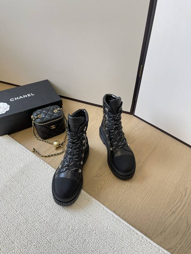 代购级 出厂价p * B 大厂顶级高端品质 ：35、36、37、38、39、 34 40 41 42 需要定做跟客服 沟通