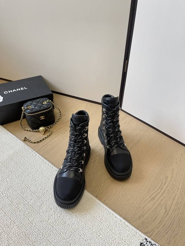 代购级 出厂价p * B 大厂顶级高端品质 ：35、36、37、38、39、 34 40 41 42 需要定做跟客服 沟通