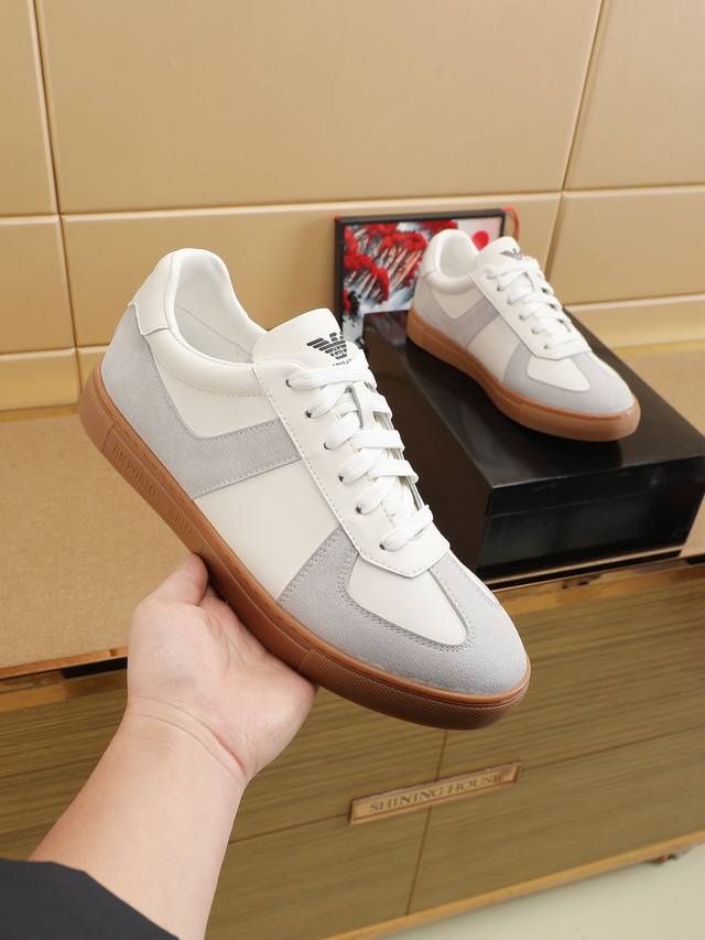 2025新款，阿玛尼休闲运动男士鞋，此底非常柔软，舒适轻松，码数38-46，价格