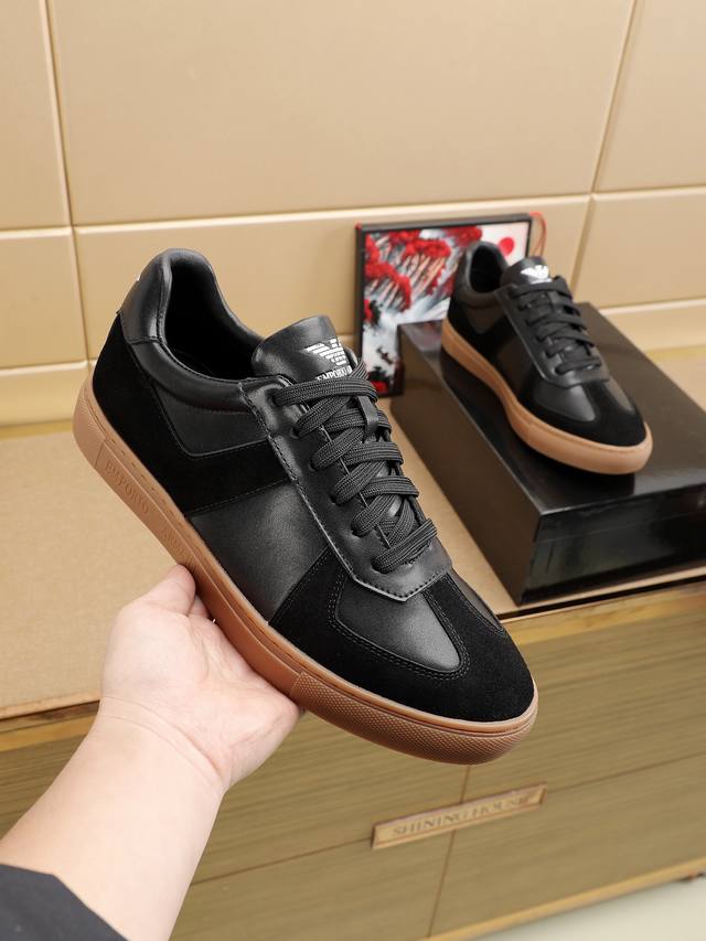 2025新款，阿玛尼休闲运动男士鞋，此底非常柔软，舒适轻松，码数38-46，价格