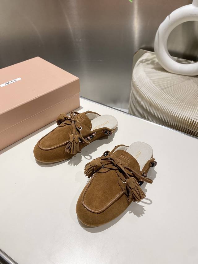 出厂单鞋 托鞋330缪缪2025擦色系带鸡眼平底豆豆鞋 流苏走秀新款 .复古小皮鞋乐福鞋 豆豆鞋 复古时尚 简约高级 随意搭配 上脚非常舒适，年度必入款！超级重