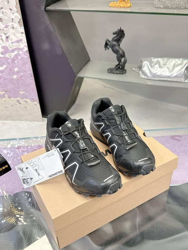 工厂p价p： 2025最新款 专柜同步 户外 时尚一体的超级品牌形象 情侣款 男女超强百搭 萨洛蒙 Salomon Speed Cross 3 织物皮革低帮全能