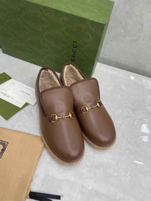 Gucci官网新款 女士 秋冬羊毛乐福鞋 牛皮面配五金澳洲羊皮毛一体泰迪卷羊毛内里 舒适保暖吸汗 ，码数 35#-41# 42码可定做