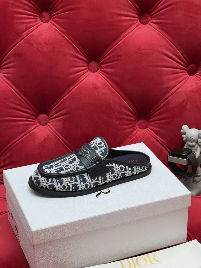 独家实拍 顶级版本 Dio*迪奥 2025Ss早春新品 专柜主打新款Miss Dio*拖鞋 硬货上新 代购级别 高级感十足 国内外博主刷爆的一款 复古又时髦 上