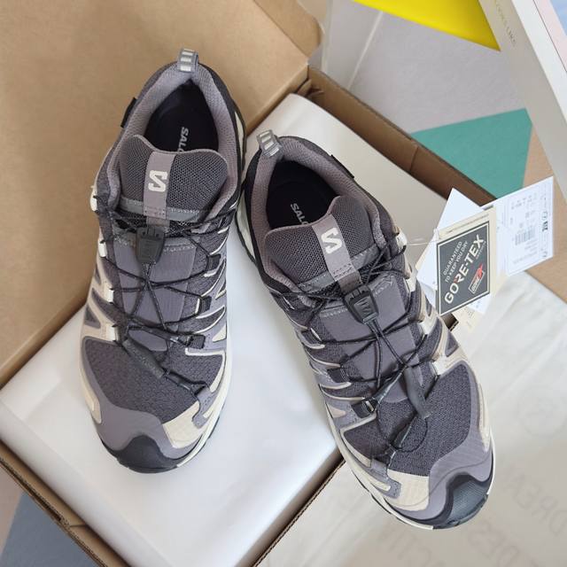 顶级版本：女款 Salomon 萨洛蒙Xa pro 3D V9 Gtx 户外 情侣款 休闲 运动鞋 徒步鞋 Salomon Xa pro 3D V9 Gtx是法