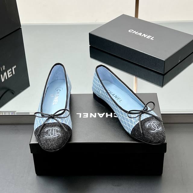 主推款 正确高版本！2025新款小香经典款芭蕾舞鞋平底拼色单鞋 Sling-Back于1957年问世,之后Two-Tone设计成为Chane*经典之作 双色设计