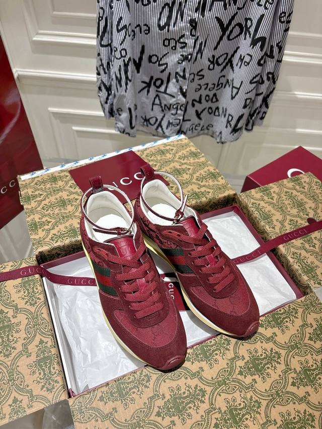 出厂 配全套飞机盒Gucci25S春夏系列新款女士运动鞋裸部绑带可拆卸可调节超轻超舒服整双鞋子采购Zp开发打造，全部定制材料，独家开模大底，细节全部对版出货，连