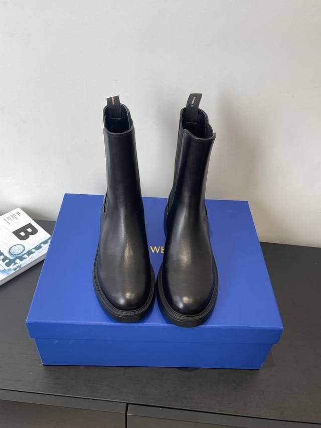 牛皮 Stuart Weitzman 25秋冬靴系列 Sw新款马丁靴 骑士靴 经典简约帅气百搭～鞋形超好 好穿到飞起 轻盈不笨重 增高 轻松拥有大长腿 显腿瘦绝