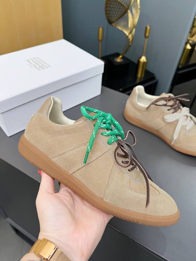 独家顶级版本 M*M6M*Aison M*Argiela~25Vs新款复古休闲系列 Maisonmargielamm6德训休闲板鞋 复古拼色休闲鞋 光听到复古风