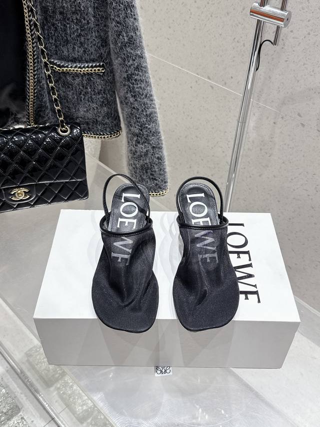 代购级 罗意威Loewe 25Ss 夏季 蝴蝶结拖鞋 冰丝网凉拖 真正空调鞋，加若隐若现的美感，上脚真的太美了！！！强烈推荐，超级懒人时装拖，三种穿法，明星博主