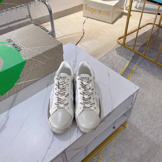 出厂 情侣款 premiata 木子鞋 普瑞米亚达 -高端品质 原单 -鞋面：原版皮料、透气网布、车缝品牌“米”图腾 -内里：舒适透气内里 -大底：原版 橡胶；