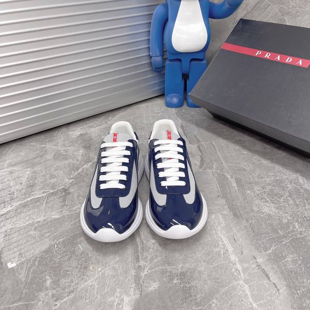 工厂p价p￥ prada普拉达 休闲运动鞋 时尚厚底休闲乐福鞋 独到味道，人人都爱也轻松驾驭 每年都会爆.还有就是百搭经典的鞋楦，足以征服你，穿上它，增高休闲两