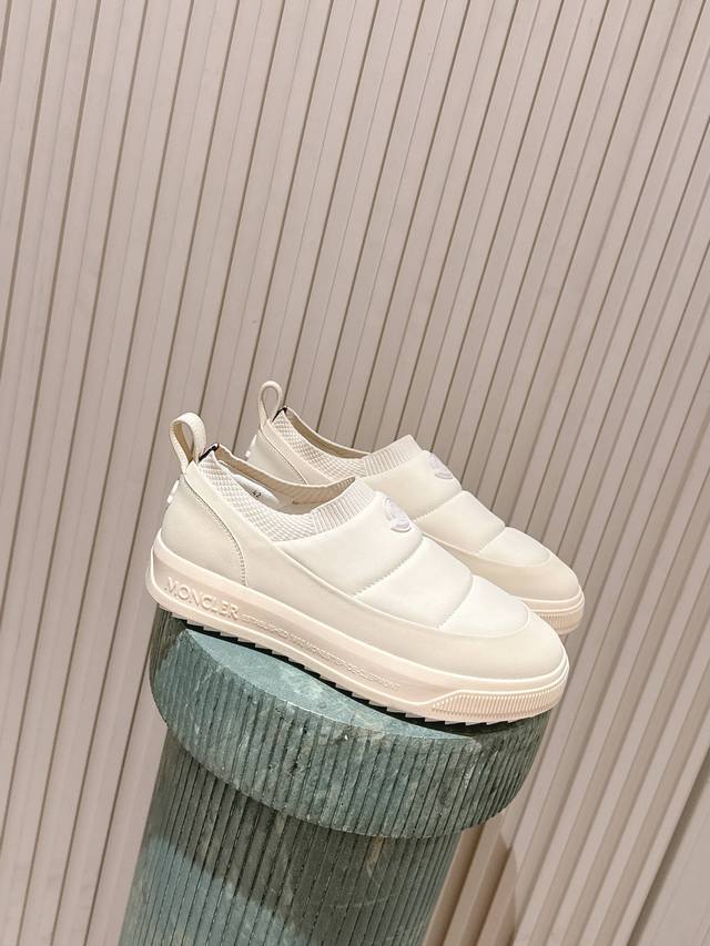 顶级版本： 男款 Moncler盟可睐 蒙口Moncler Altive系列 户外 厚底 休闲男鞋 原版购入开发 做货 这款Moncler Altive运动鞋轻