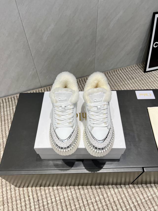 出厂:毛里 独家顶级版本 Chioe克洛伊2025Vs秋季最新休闲爆款系列 松糕厚底毛里休闲鞋 原版鞋底，全手工穿线，所有的位置刚刚好 ，网红爆款，顶级休闲度假