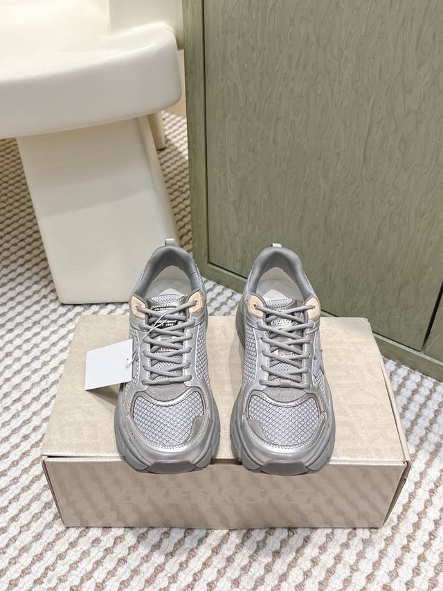 代购级 Ggdb 25Ss 秋冬季 新款 Ligghtstar 系列 情侣运动鞋 老爹鞋 Ggdb Golden 易烊千玺 同款 新款运动鞋休闲情侣鞋，不同层次