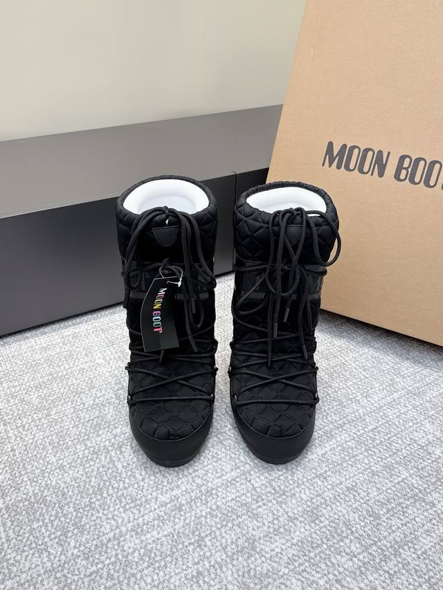 代购级 Moon Boot2025最新Vs秋冬最新款雪地靴系列 丑萌毛毛雪地靴 忘了Ugg吧，时髦人都在穿Moon Boot雪地靴 如果你难以接受Ugg的复兴