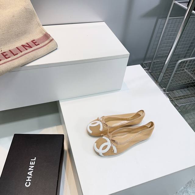 高品质出厂 ！顶级品质Chanel 香奈儿25春夏新款小香中古款网纱芭蕾舞鞋大双C平底单鞋！ 复古款来袭，好久不见！康鹏系列！非常火的大双C设计，手工车线非常耗