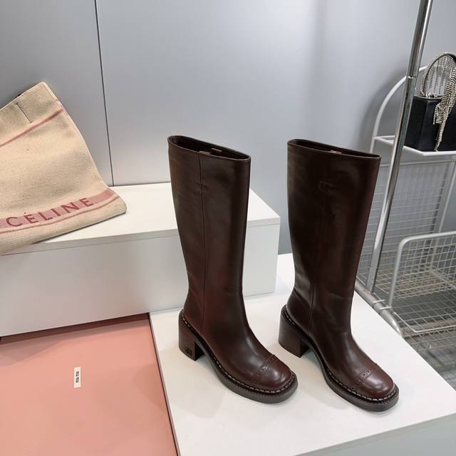 高品质出厂短 ！长720！顶级品质 Miumiu缪缪25秋冬新款粗高跟骑士靴长靴短靴系列直筒鞋型硬朗又霸气 上脚又酷又飒 超级有气场 简约百搭版型 怎么穿都不会