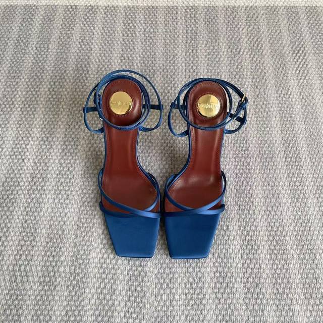 强荐自留款 工厂p价 Saint Lauren* * 25 春夏大热字母跟高跟鞋野性自由高雅性感并存收男也收女的Ysl女人的刑具 值得每一个女性入手 Z品全身定
