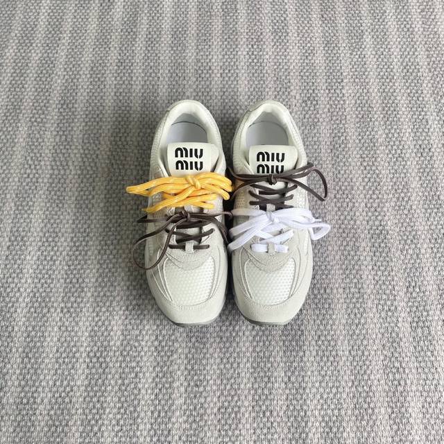 强荐自购 工厂p价 Miu Mi* * 25春夏 做旧厚底休闲拖鞋 三色 近期Miu配饰再次喧起热潮神器 各路明星订货会试穿订购火爆超级休闲百搭闭眼入都是不会后