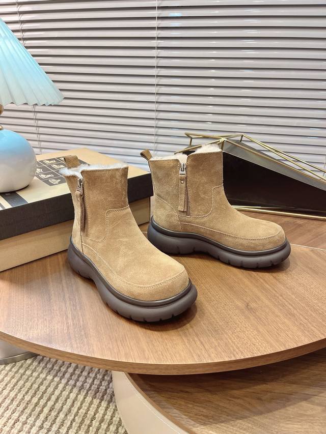 Ugg女款雪地靴韩系手工羊卷毛毛靴 美拉德色女孩的梦中情靴马丁靴～ 全手工制作头层牛反绒 内里泰迪羊卷毛 搭配超有秋冬氛围感 三色 Size:35-40美拉德风