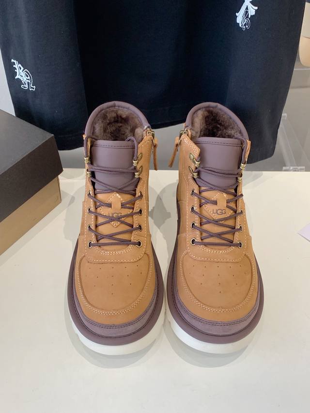 Gg 1122170 侧拉链海兰德男鞋 内里澳洲进口男士羊皮毛一体 鞋底 轻翼科技大底 上脚非常舒适 男款雪地靴送老公 送爸爸都Ok 高端大气 三色入 Size