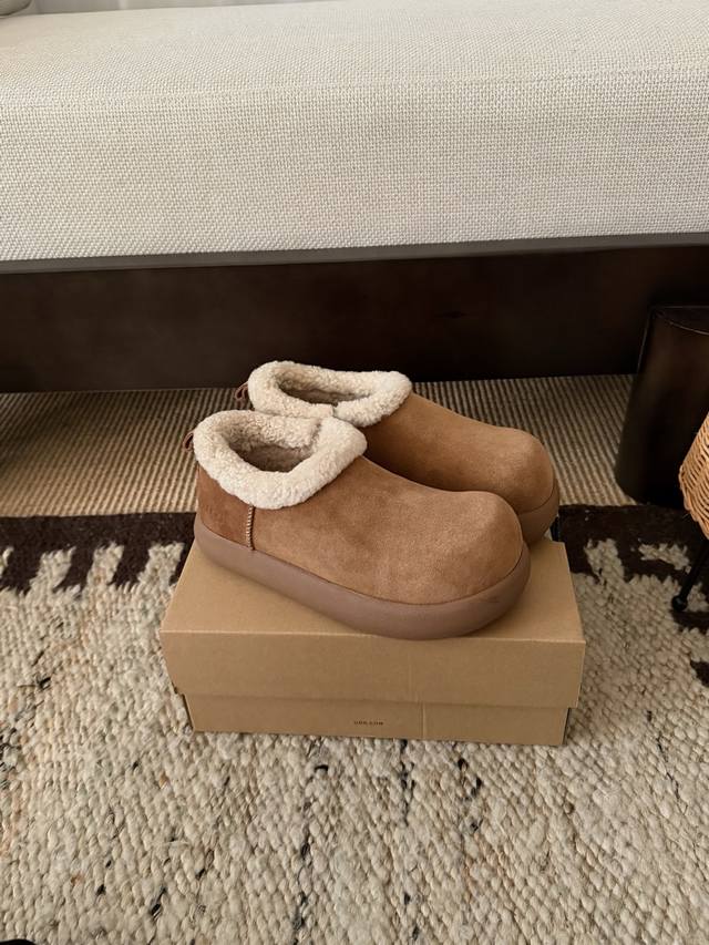 厚底翻毛全包土豆 升级版爆款 完美版型 简单大方的款式 厚底增高拉长腿型 翻毛小卷毛不厚重 百搭又洋气 Size：35 40