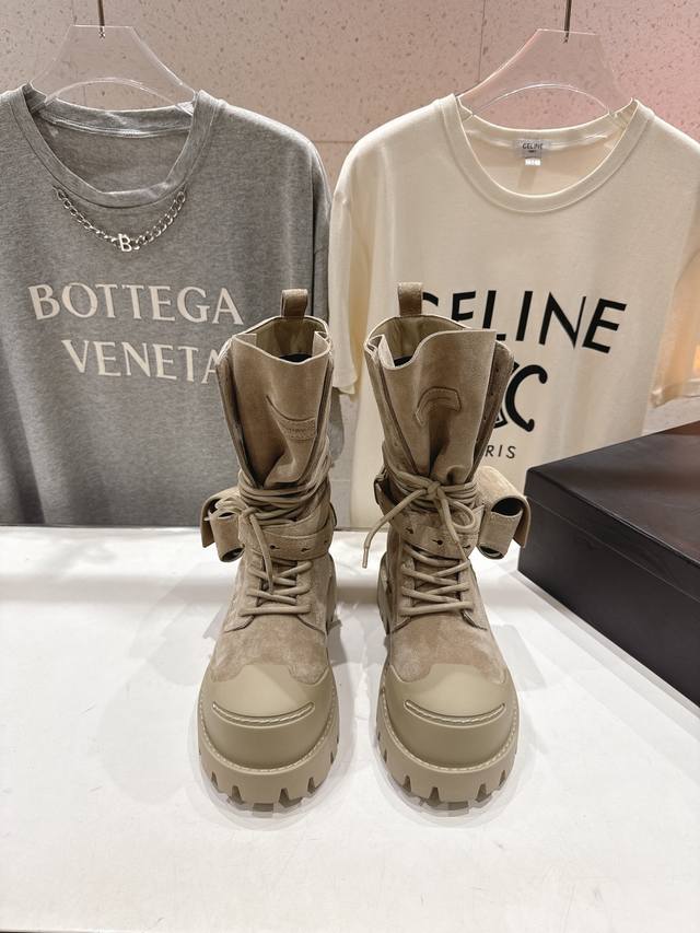 高版本出厂 超小众品牌Dymonlatry 2025Ss秋冬新款厚底工装靴马丁靴绑带中靴 自带厚底增高鞋底，轻松拉长比例增高，驾驭运动感街头造型 原版开模定制线