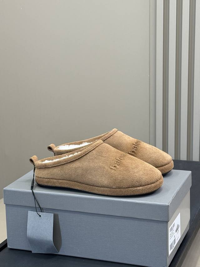 顶级品质 Balenciaga Fw 25 New Arrival～ B家20秋冬皮毛一体 薄底博肯半拖 简约好看，男生女生 随便穿都洋气 暖暖过冬单品 情侣S