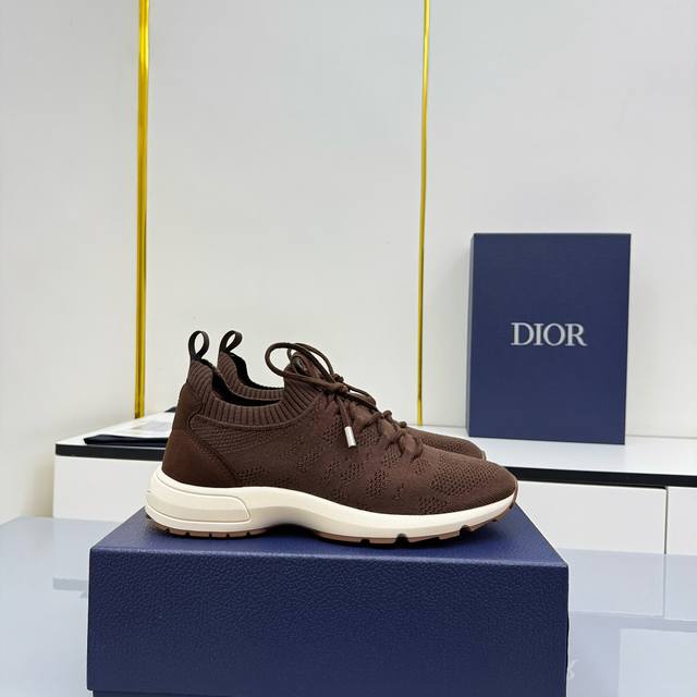 出厂价p 25Ss春夏新款Dior迪奥 Run'n'dior 运动鞋网眼织物休闲鞋跑步鞋 简约超级百搭. 鞋面搭配 Logo布标.上脚完美奢华可任意搭配春夏秋冬