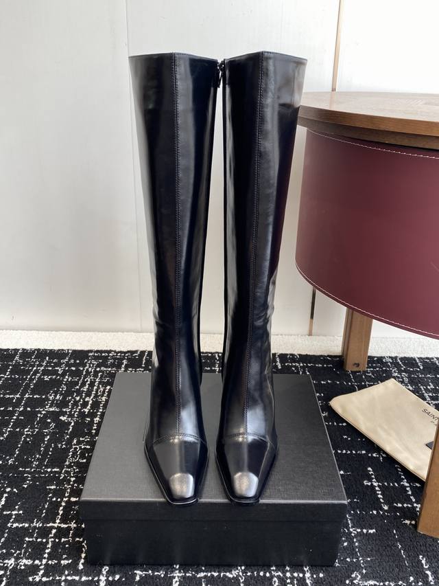 代购级短靴590 高靴 Saint Laurent Fw25 New Arrival Ysl圣罗兰 2025秋冬新款侧拉链高跟及踝靴粗跟短靴 及踝靴，搭配方形尖