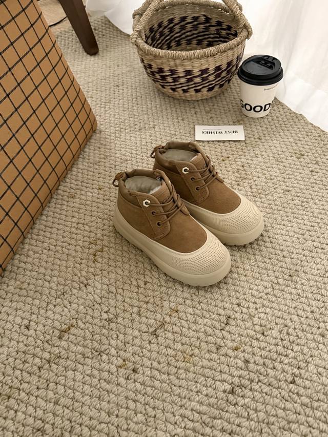 儿童款 高帮塔斯曼 简约经典 自在随性 超强防水牛皮面料 超弹组合大底上脚超舒适 Size：25-34