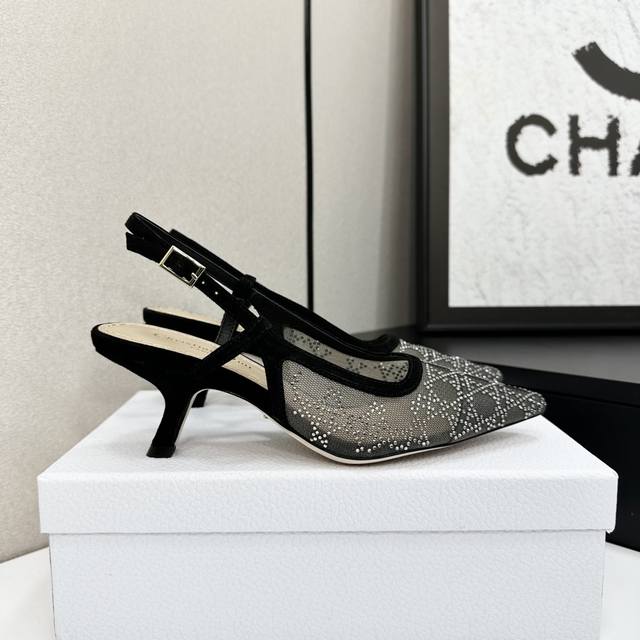 J‘Adior织带后空凉鞋 迪奥 Dior 春夏最新色Quake Oblique 提花刺绣字母Logo高跟蝴蝶结拼色女鞋 市场顶级高端版本 材质：高温水溶电绣科