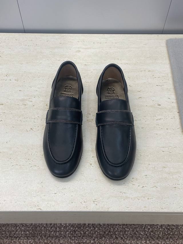 工厂p价p Brunello Cucineli 布鲁内诺库奇内利2025秋冬新款串珠女鞋 Bc 平底圆头复古乐福单鞋 材质：鞋面进口小牛皮 进口羊猄麂皮+水染羊