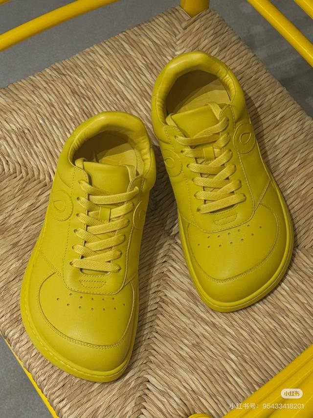 高版本情侣款 Loewe 罗意威 25Ss秋冬新款Jambo板鞋绑带复古英伦风小白鞋休闲鞋～市场高品质 原版购入开发，细节处理到位。这将是引爆早秋的第一款爆版，