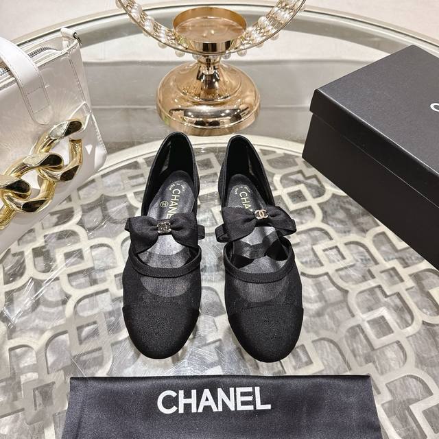 代购级品质 Chanel小香25 A夏季新款蝴蝶结单鞋 这双乐福鞋真的美到窒息！牛皮面料+进口网面，每一个细节都散发着高级感～经典蝴蝶结设计，意大利真皮底，上脚