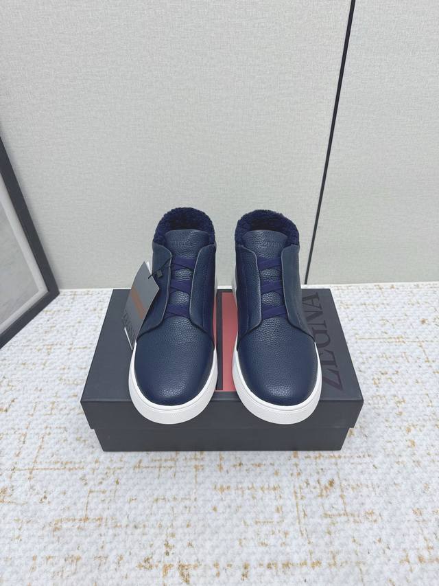 出厂 高版本 吴磊明星同款Zegna杰尼亚25秋冬新款高帮男士真羊毛里休闲鞋毛靴毛鞋棉鞋，皮鞋小白鞋 Triplestit男一脚蹬套穿奢华休闲鞋板鞋小白鞋男鞋皮