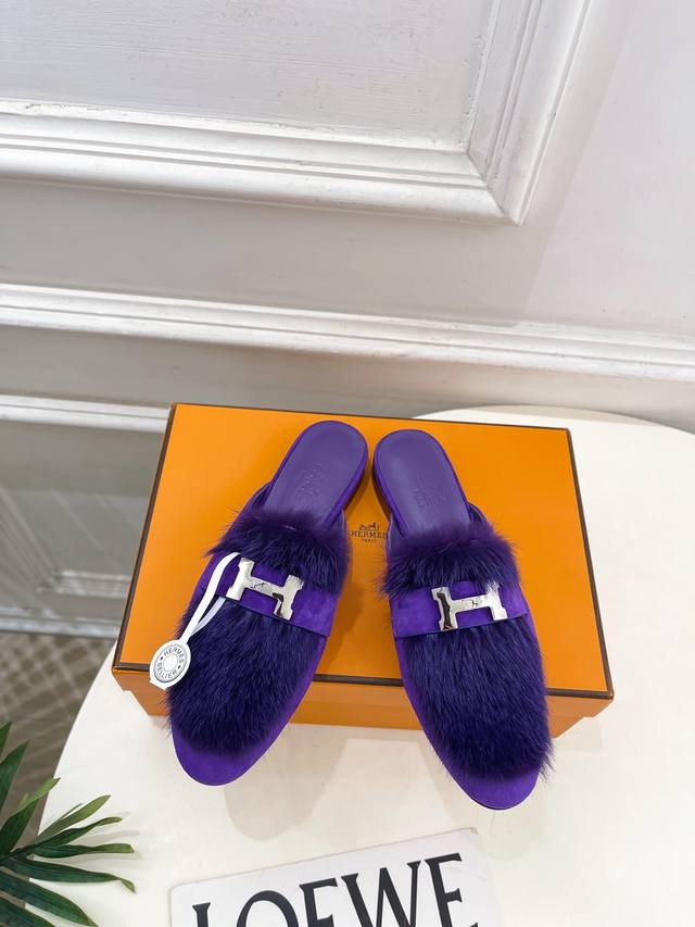 爱玛仕 25 2025秋新新品 专柜新款 经典复古羊毛H金属扣半拖 乐福鞋 系列 鞋面：原版特定面料 内里：进口混种羊皮 大底：原版开模定制真皮大底 跟高：1.