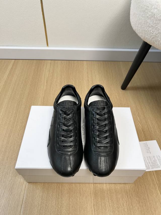 高版本情侣款Maison Margiela *马吉拉 2025 2025春夏新品 专柜新款德训运动休闲鞋系列～ 新款Sprinters运动鞋轮廓采用做旧感尼龙与