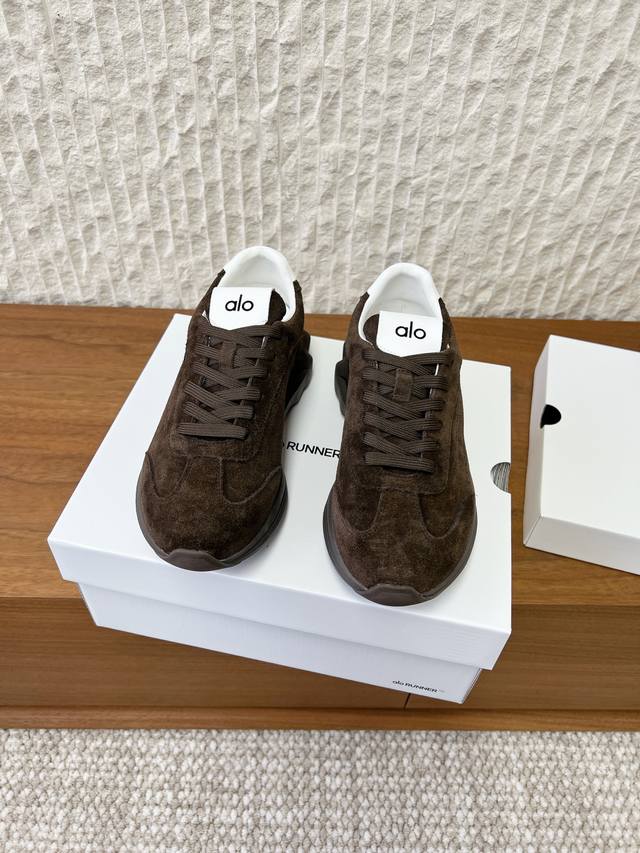 咖色限女款 皮里 G119 Alo 小众潮牌 25Ss秋冬新款 厚底休闲鞋 运动鞋 跑步鞋 今年超火的品牌 好多明星网红种草 上脚超级百搭！而且超级舒适！ 是厚